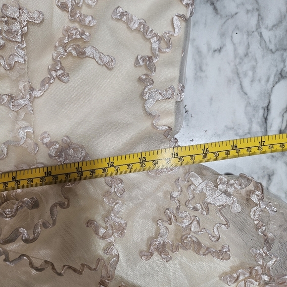 NEW Metisu Champagne Nude Gold Dress Medium - Picture 9 of 11